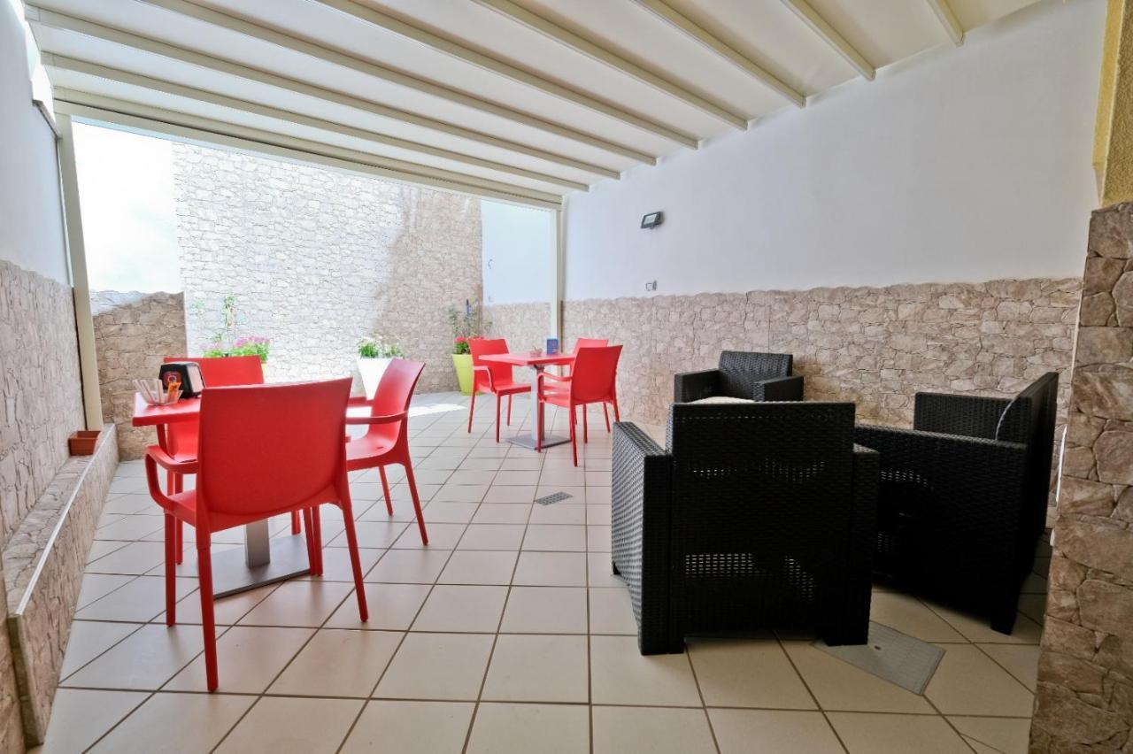 برينديسي Il Porto Affittacamere B&B المظهر الخارجي الصورة